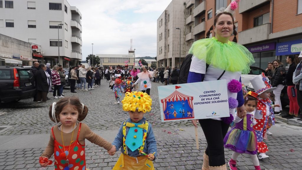 desfile de carnaval esposende ambiente fantasia 84