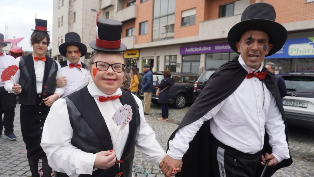 desfile de carnaval esposende ambiente fantasia 93