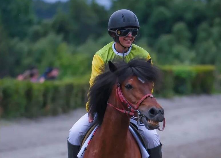 Equitação: É dos Arcos de Valdevez e sagrou-se campeã nacional de jockeys equitacao jockey corrida vitoria guimaraes - 3 Arcos de Valdevez
