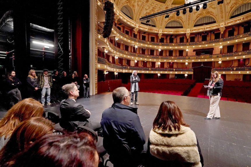 "À Moda de Braga" brilha no Theatro Circo Braga encena