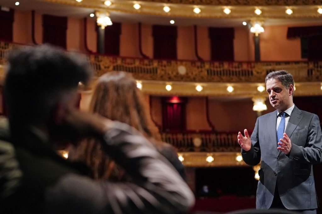 "À Moda de Braga" brilha no Theatro Circo Braga encena 6