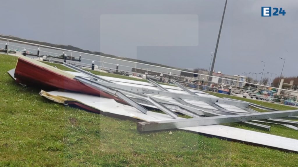Esposende: Tempestade "Martinho" causa estragos avultados no Estádio Sá Pereira e estaleiro Mau tempo esposende martinho tempestade