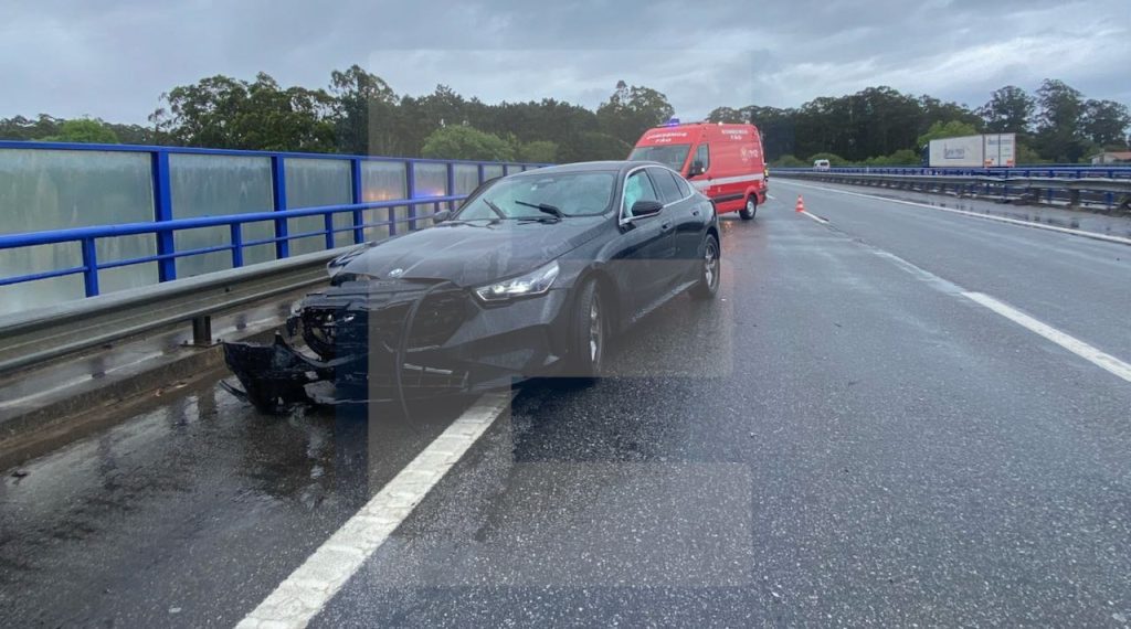 Esposende: Acidente na A28 faz um ferido na ponte do Cávado acidente esposende ponte cávado