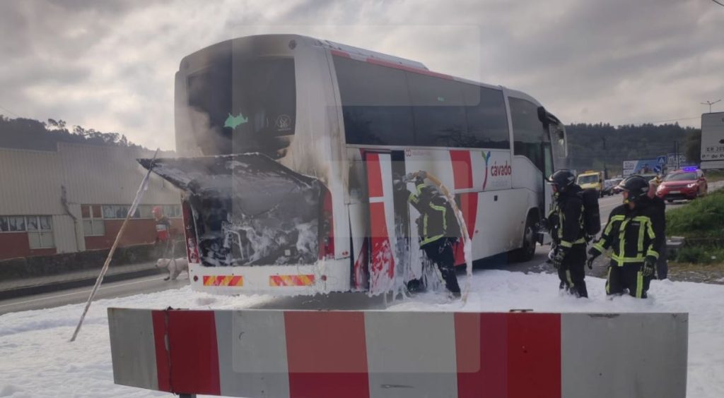 Incendio em autocarro da mobilidade cavado Braga