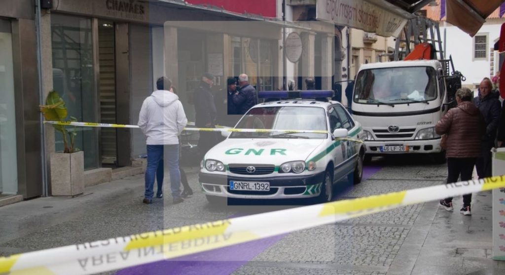 Esposende: E voltaram à ourivesaria Chavães. Agrediram e fugiram. Ainda realizaram um "carkjacking" Carjacking esposende ourivesaria assalto chavaes