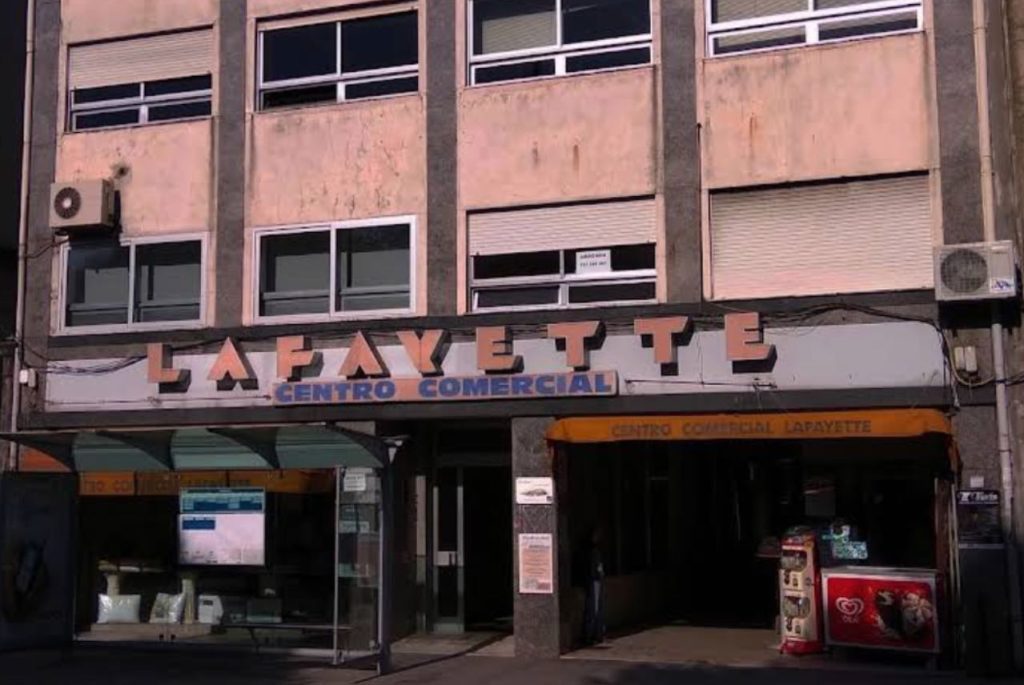 Braga: Ourivesaria das galerias Lafayette assaltada Lafayette ourivesaria Braga