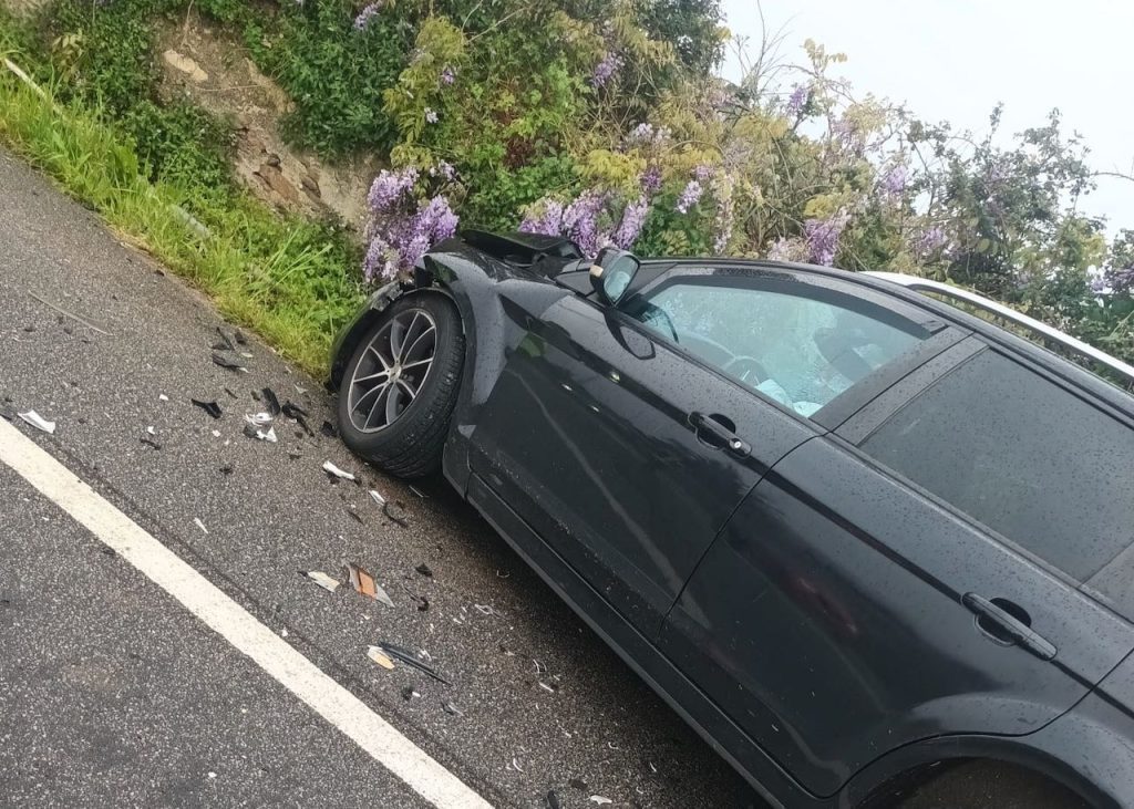 Esposende: Acidente na EN13 faz um ferido acidente EN13 Fão apulia - 1