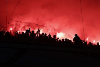 adeptos tochas tochada benfica - 1