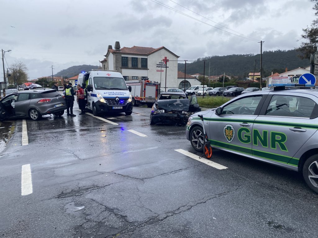 Acidente MARINHAS esposende 