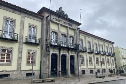 Tribunal Viana
