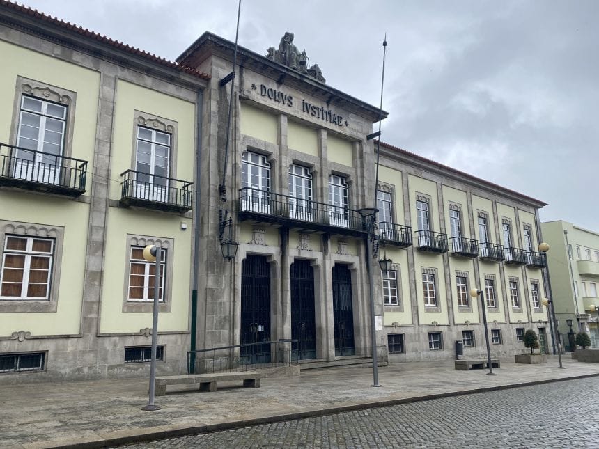 Tribunal Viana