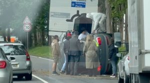 Viana: Vídeo mostra resgate de jovem encarcerado no carro em Alvarães acidente alvaraes resgate EN103 Viana do Castelo
