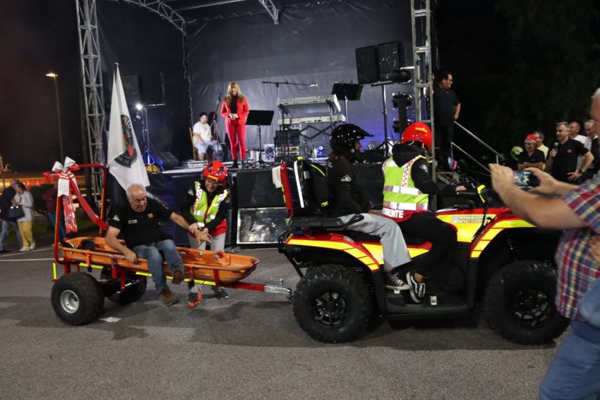 Arcos de Valdevez: "Sopas" dão moto 4x4 de resgate aos bombeiros moto 4 bombeiros