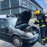 Carro arde esposende