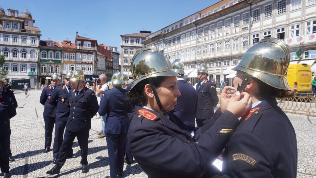 Minho: Bombeiros unidos em Guimarães para celebrar jornadas LBP Jornadas Nacionais Guimaraes 12