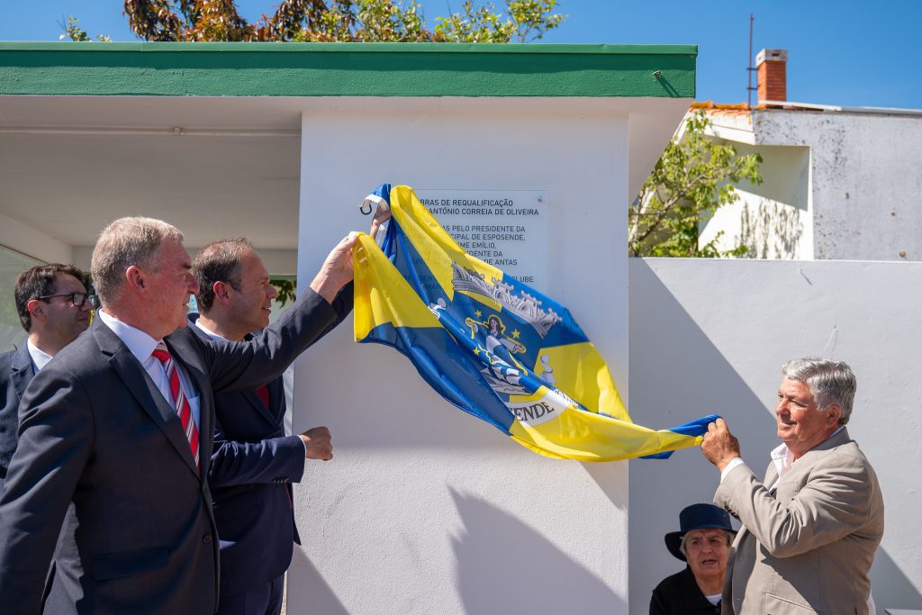 P1037601