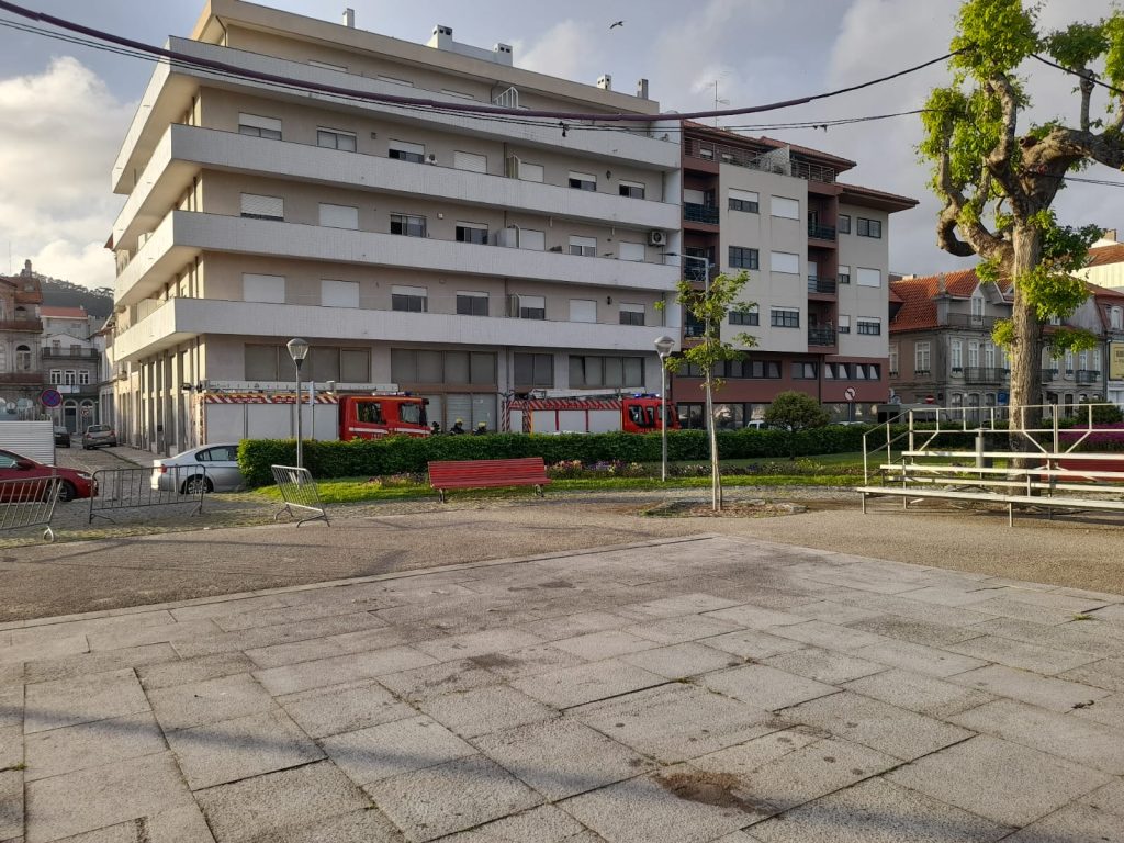 Viana bombeiros fuga gas