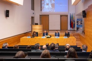 Esposende: Francisca Figueiredo e Paula Santos distinguidas com os Prémios Viana de Lima esposende guilherme emilio premios viana de lima 3