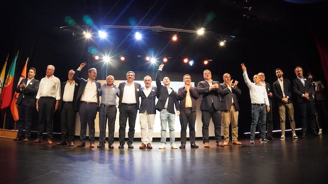 Esposende: "Juntos, No Rumo Certo" do PSD arrancou com candidatos às juntas e assembleia PSD Esposende freguesias guilherme emilio autarquicas