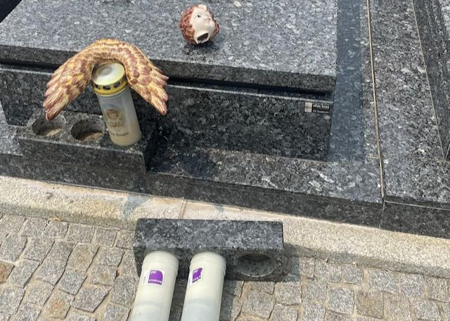 cemiterio vandalizado barcelos 1