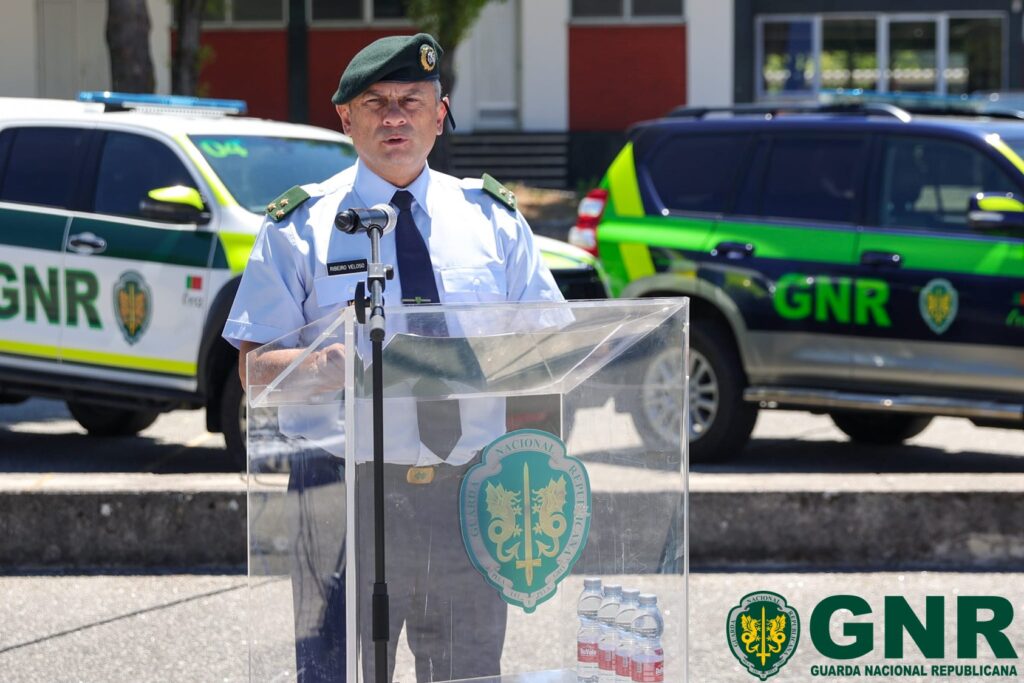 GNR reforça capacidade operacional com entrega de 10 novas viaturas GNR Entrega de viaturas1