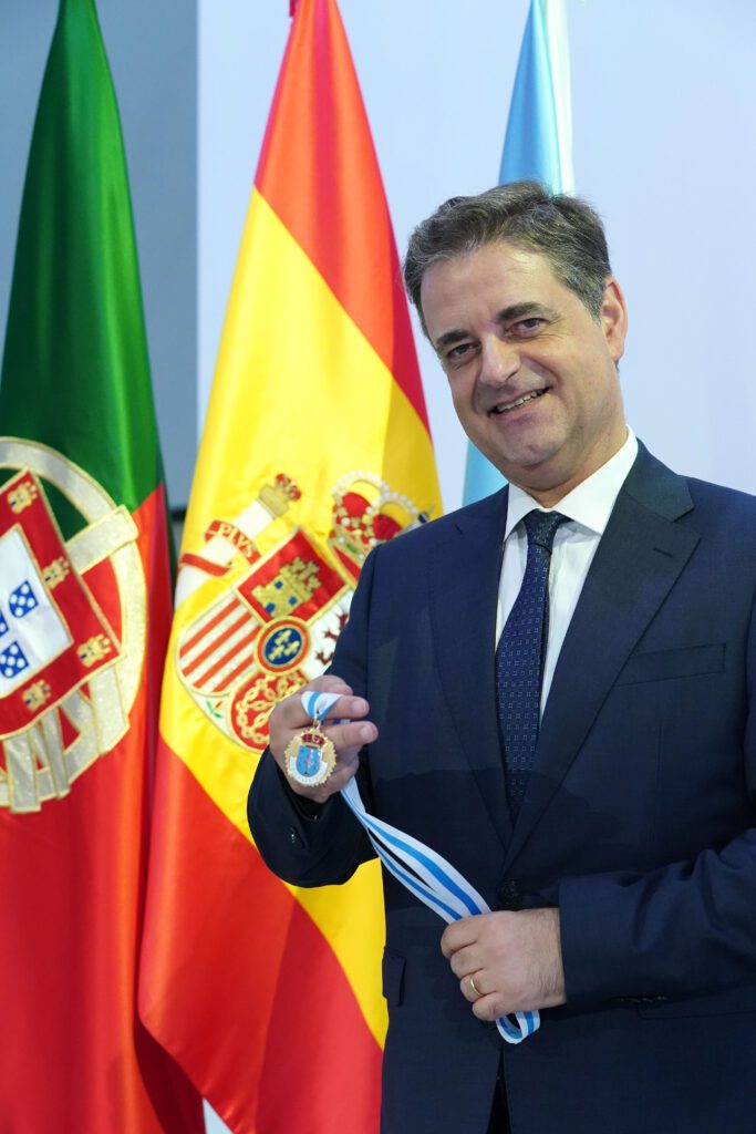 Norte: Ricardo Rio e Rui Moreira distinguidos com a Medalha de Ouro da Galiza braga porto ricardo rio rui moreira galiza