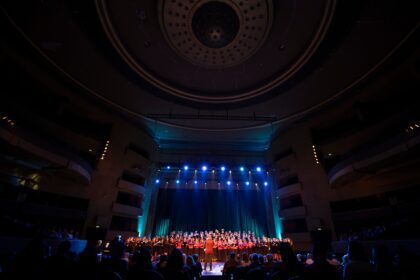 Coro de Pequenos Cantores de Esposende; CouraVoce; Ars Vocalis; Viana Vocale Direção: Helena Venda Lima e Vítor Lima Coliseu do Porto Escola de Música de Esposende