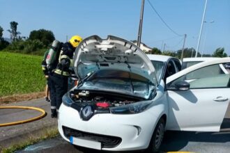incendio viatura apulia esposende carro bv fao - 2