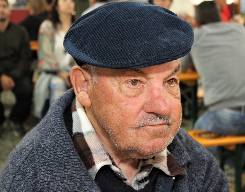 Esposende: Morreu Luís André Eiras, símbolo da tradição e da vida marítima local pescador luis andre eiras esposende