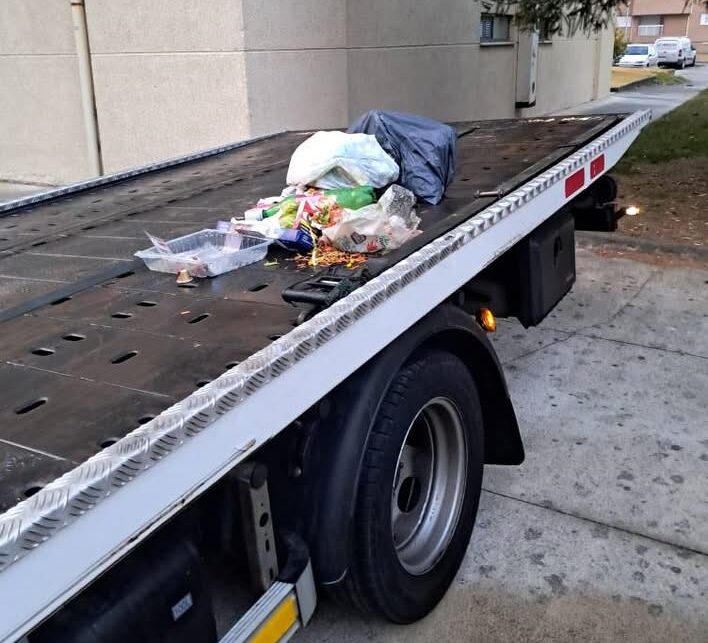 Viana: Caso do "reboque" na Amorosa levou com "lixo" amorosa lixo viana