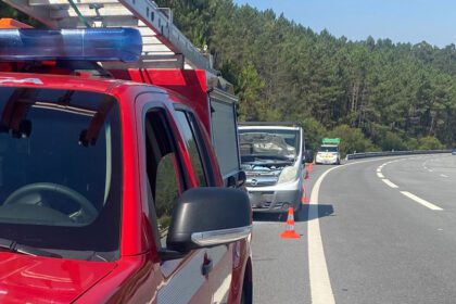 carrinha incendio A3 paredes de coura transito - 1