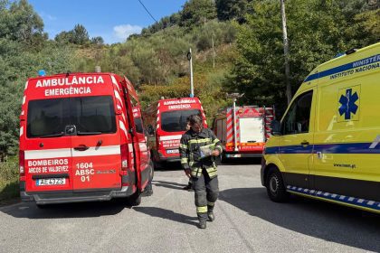 acidente arcos de valdevez capotamento