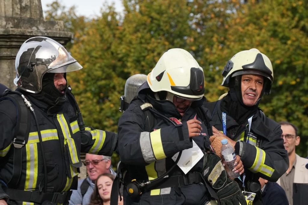 Braga: São 84 imagens incríveis de prova que junta bombeiros a subir "Escadórios da Humanidade" IMG 5215