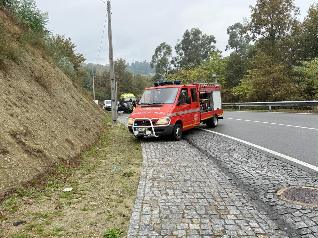 arcos de valdevez bombeiros acidente 