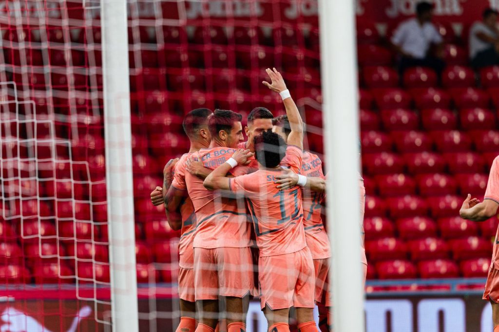 Futebol: Celoricense cai aos pés do FC Porto Celoricense FC Porto