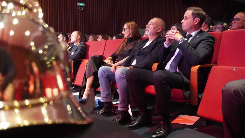 Esposende: Gala distrital dos bombeiros de Braga destaca serviço e reivindicações da classe Gala dos Bombeiros de Braga em Esposende