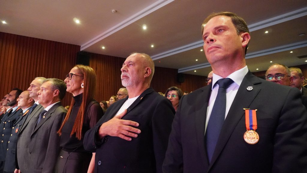 Esposende: Gala distrital dos bombeiros de Braga destaca serviço e reivindicações da classe Gala dos Bombeiros de Braga em Esposende - 94