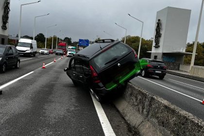 Ponte Arrabida DR acidente porto a1