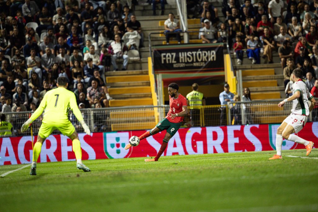 Futebol: Portugal sub21 vence Bulgária e mantém liderança no Grupo B Portugal sub21 Bulgaria - 7