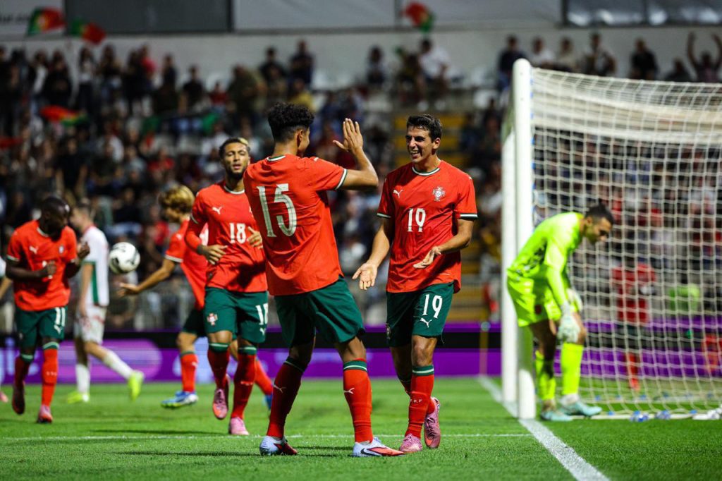 Futebol: Portugal sub21 vence Bulgária e mantém liderança no Grupo B Portugal sub21 Bulgaria - 7