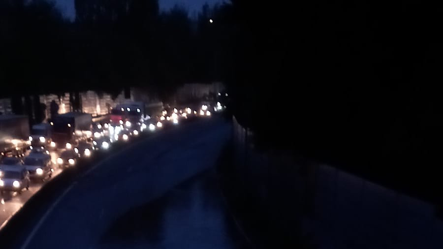Mau Tempo: Chuvas fortes paralisam acessos ao Porto: VCI cortada e túnel da AEP inundado VCI Porto mau tempo inundações - 2