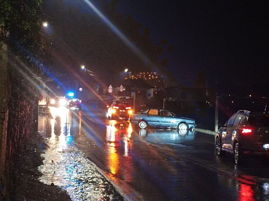 acidente carros vila boa agua plaine chuve barcelos