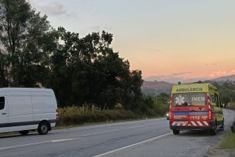 Bombeiros Moncao barbeita acidente