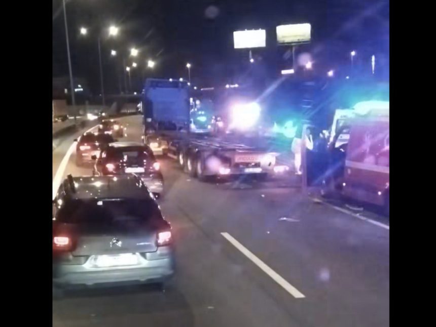 A28: Quatro feridos graves após colisão Acidente A28 matosinhos