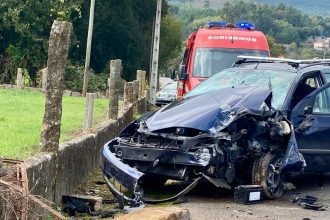 acidente valença contra muro ferido mulher - 1