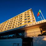 edificio do governo conselho de ministros de portugal habitacao