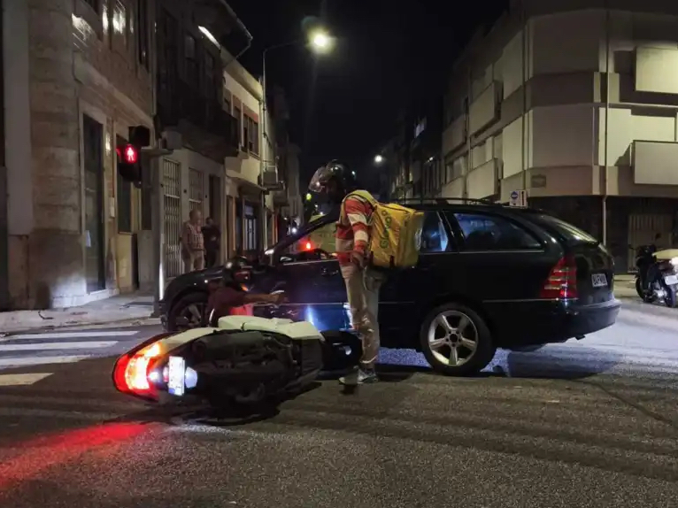 PSP porto acidente INEM rua costa cabral