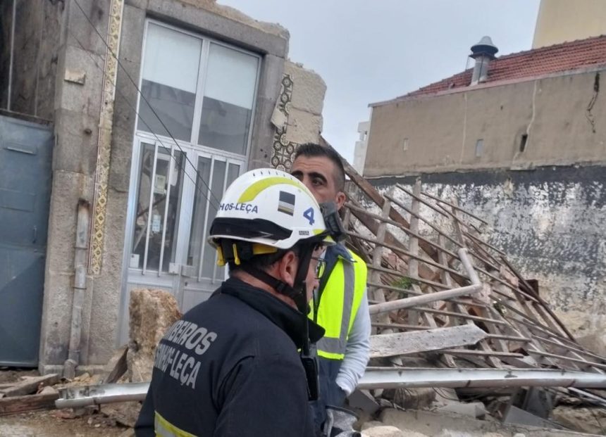 Derrocada de casa devoluta em Matosinhos não causou feridos https://www.cm-matosinhos.pt/urbanismo