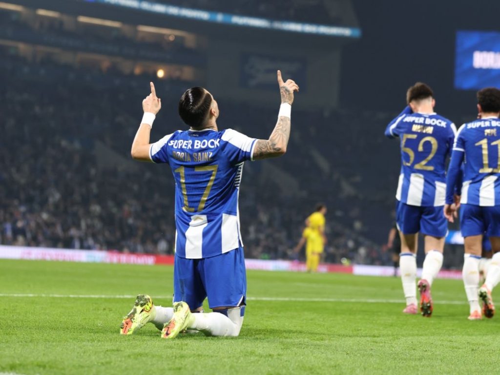 Futebol: FC Porto segue para os “oitavos” FC Porto Sintrense