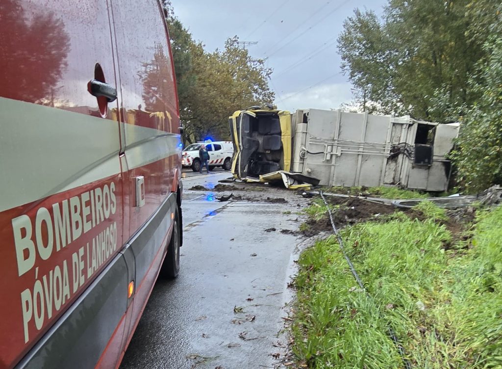 acidente na povoa de lanhoso EN103 - 3